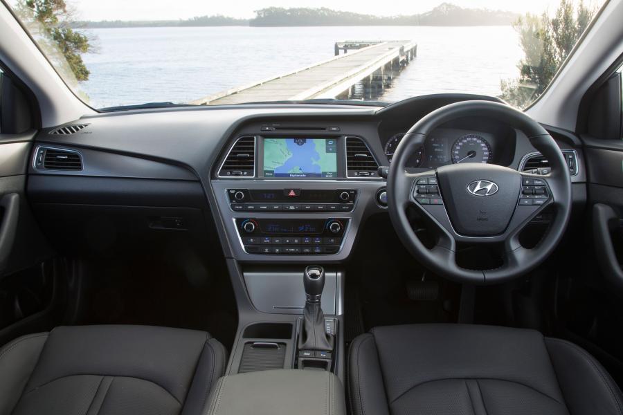  Hyundai Sonata 2015 года  (AU) (фото 27 из 29)